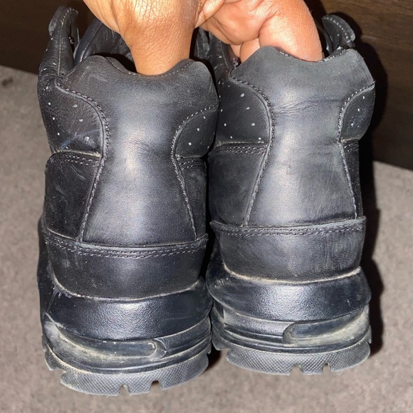 Mens Nike Boots - Picture 3 of 3